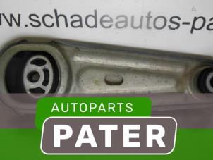 Used Gearbox mount Renault Clio III (BR/CR) 1.5 dCi FAP Price € 26,25 Margin scheme offered by Autoparts Pater