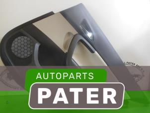 Używane Tapicerka drzwi prawych tylnych wersja 4-drzwiowa Opel Insignia Sports Tourer 2.0 CDTI 16V 110 Ecotec Cena € 78,75 Procedura marży oferowane przez Autoparts Pater