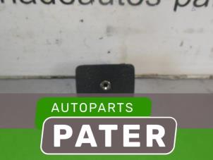 Używane Rózne Ford Fiesta 6 (JA8) 1.25 16V Cena € 10,50 Procedura marży oferowane przez Autoparts Pater