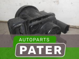 Used Vacuum relay Mercedes C Combi (S202) 2.2 C-200 CDI 16V Price € 21,00 Margin scheme offered by Autoparts Pater