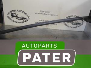 Used Roof rail kit Peugeot 307 Break (3E) 1.6 HDiF 110 16V Price € 78,75 Margin scheme offered by Autoparts Pater