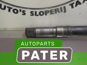 Used Front drive shaft, right Peugeot 106 I 1.4 XSi Price € 36,75 Margin scheme offered by Autoparts Pater