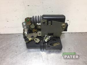 Used Door lock mechanism 2-door, right Iveco New Daily IV 29L10V Price € 44,47 Inclusive VAT offered by Autoparts Pater