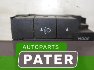 Used AIH headlight switch Iveco New Daily IV 29L10V Price € 31,76 Inclusive VAT offered by Autoparts Pater