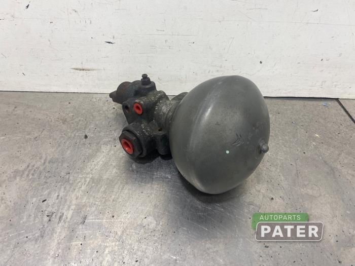 Begagnade Tryckackumulator Citroen C5 II Break (RE) 2.0 HDiF 16V Pris € 63,00 Marginaltabell erbjuds av Autoparts Pater