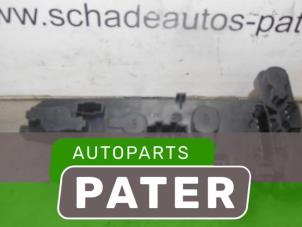 Usados Circuito impreso de luz trasera derecha Volkswagen Golf IV Variant (1J5) 1.9 TDI 90 Precio € 21,00 Norma de margen ofrecido por Autoparts Pater