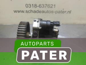 Usagé Pompe diesel Opel Vivaro 1.9 DTI 16V Prix € 190,58 Prix TTC proposé par Autoparts Pater