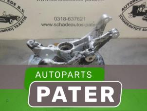 Używane Uchwyt sworznia prawy tyl Peugeot 508 (8D) 1.6 THP 16V Cena € 105,00 Procedura marży oferowane przez Autoparts Pater