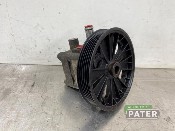 Usagé Pompe de direction Volvo S40 (VS) 1.8 16V Prix € 31,50 Règlement à la marge proposé par Autoparts Pater