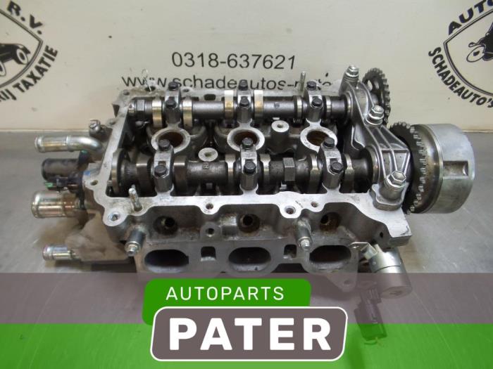 Begagnade Topplock Peugeot 107 1.0 12V Pris € 210,00 Marginaltabell erbjuds av Autoparts Pater