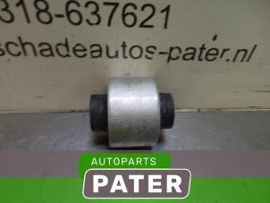 Used Front lower wishbone rubber, left Mercedes E (W211) 3.2 E-320 CDI 24V Price € 21,00 Margin scheme offered by Autoparts Pater