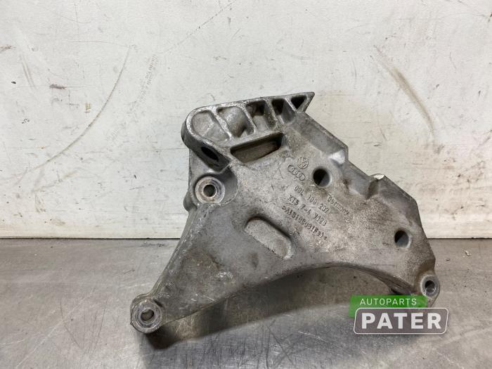 Used Engine mount Volkswagen Caddy III (2KA,2KH,2CA,2CH) 2.0 TDI 16V Price € 25,41 Inclusive VAT offered by Autoparts Pater