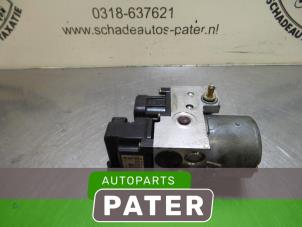 Used ABS pump Opel Omega B Caravan (21/22/23) 2.2 16V Price € 31,50 Margin scheme offered by Autoparts Pater