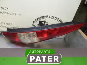Used Taillight, right Ford Mondeo III Wagon 2.0 TDdi 90 16V Price € 21,00 Margin scheme offered by Autoparts Pater