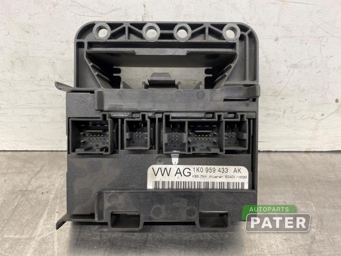 Używane Modul Comfort Volkswagen Jetta III (1K2) 1.6 Cena € 26,25 Procedura marży oferowane przez Autoparts Pater