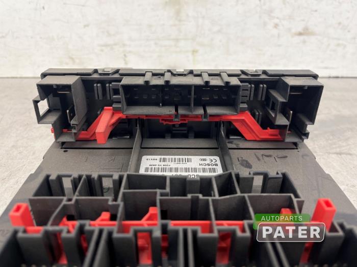 Ordinateur divers d'un Volkswagen Jetta III (1K2) 1.6 2006