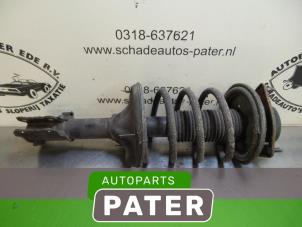 Usagé Barre amortisseur avant droit Hyundai Matrix 1.6 16V Prix € 52,50 Règlement à la marge proposé par Autoparts Pater