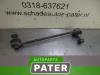 Anti-roll bar guide from a Volkswagen Transporter T5, 2003 / 2015 1.9 TDi, Delivery, Diesel, 1,896cc, 63kW (86pk), FWD, AXC, 2003-04 / 2009-11, 7HA; 7HH; 7HK 2005