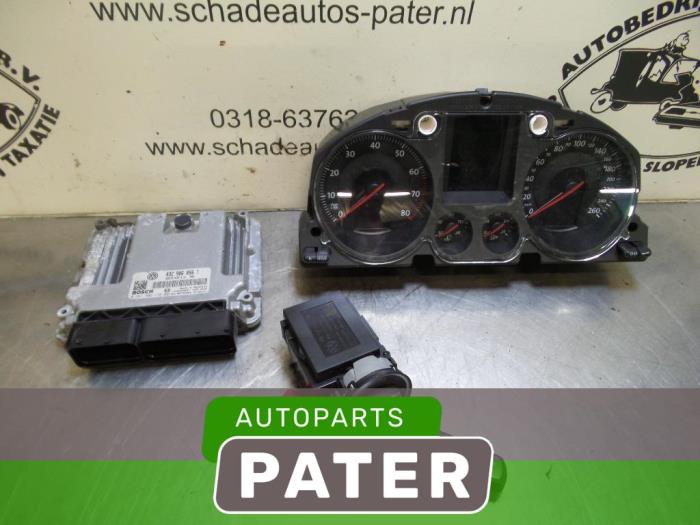 Used Ignition lock + computer Volkswagen Passat (3C2) 1.6 FSI 16V Price € 210,00 Margin scheme offered by Autoparts Pater