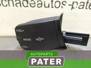 Used Steering wheel mounted radio control Ford Focus 2 1.8 TDCi 16V Price € 21,00 Margin scheme offered by Autoparts Pater