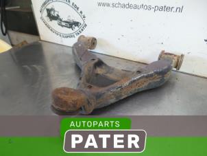 Usagé Bras de suspension avant gauche Mercedes Sprinter 3t (903) 313 CDI 16V Prix € 50,82 Prix TTC proposé par Autoparts Pater