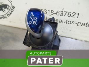 Używane Dzwignia wyboru automatycznej skrzyni biegów Toyota Prius (ZVW3) 1.8 16V Cena € 157,50 Procedura marży oferowane przez Autoparts Pater