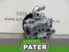 Power steering pump from a Ford Transit Connect 1.8 TDCi 90 2011