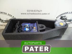 Usagé Kit d'outils Opel Insignia Sports Tourer 2.0 CDTI 16V 110 Ecotec Prix € 52,50 Règlement à la marge proposé par Autoparts Pater