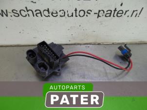 Used Heater resistor Renault Clio II (BB/CB) 1.2 16V Price € 15,75 Margin scheme offered by Autoparts Pater