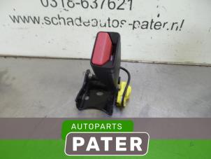 Used Rear seatbelt buckle, right Volvo V60 I (FW/GW) 1.6 T3 16V Price € 21,00 Margin scheme offered by Autoparts Pater