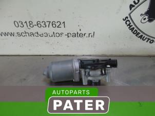 Used Front wiper motor Toyota Urban Cruiser 1.33 Dual VVT-I 16V 2WD Price € 52,50 Margin scheme offered by Autoparts Pater