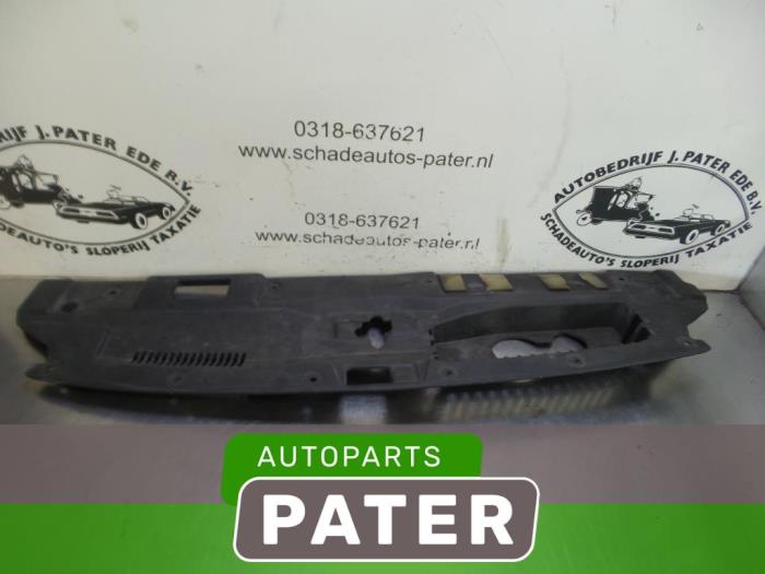 Usagé Divers Mitsubishi Outlander (GF/GG) 2.2 DI-D 16V Clear Tec 4x2 Prix € 21,00 Règlement à la marge proposé par Autoparts Pater