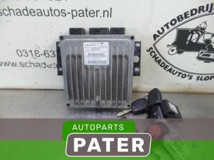 Used Ignition lock + computer Renault Clio III (BR/CR) 1.5 dCi 70 Price € 210,00 Margin scheme offered by Autoparts Pater
