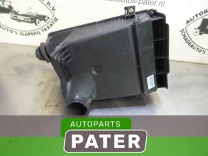Używane Obudowa filtra powietrza Mercedes Citan (415.6) 1.5 109 CDI Cena € 44,47 Z VAT oferowane przez Autoparts Pater
