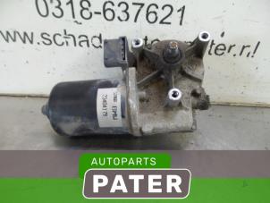 Used Front wiper motor BMW Z3 Roadster (E36/7) 1.9 16V Price € 31,50 Margin scheme offered by Autoparts Pater