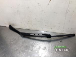 Used Front wiper arm BMW 3 serie (E92) 325i 24V Price € 36,75 Margin scheme offered by Autoparts Pater