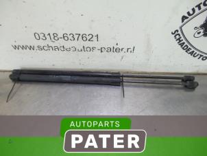 Used Set of tailgate gas struts Hyundai i30 Crosswagon (WWH) 1.6 CRDi 16V VGT LP Price € 21,00 Margin scheme offered by Autoparts Pater