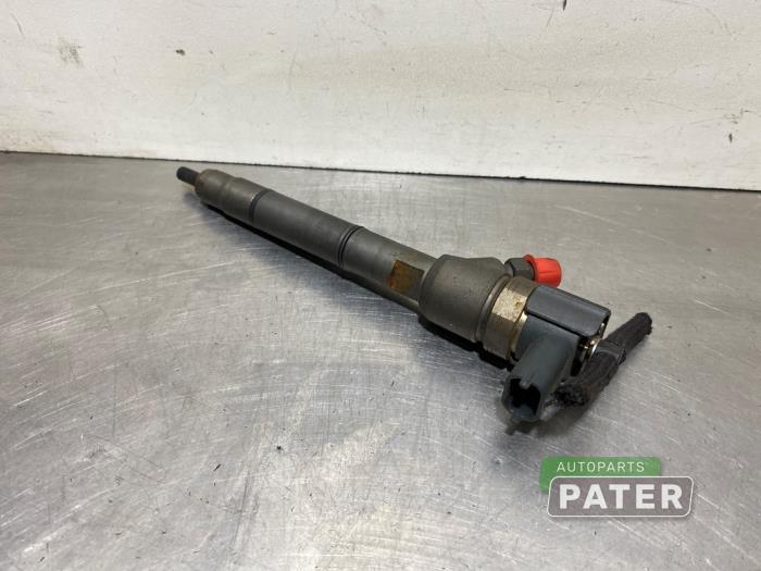 Usagé Injecteurs Hyundai i30 Crosswagon (WWH) 1.6 CRDi 16V VGT LP Prix € 52,50 Règlement à la marge proposé par Autoparts Pater