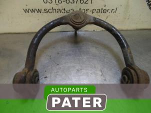 Used Front upper wishbone, left Jeep Grand Cherokee (WH/WK) 3.0 CRD V6 24V 4x2 Price € 31,50 Margin scheme offered by Autoparts Pater