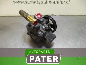 Used Power steering pump Daihatsu Sirion/Storia (M1) 1.0 12V Price € 52,50 Margin scheme offered by Autoparts Pater