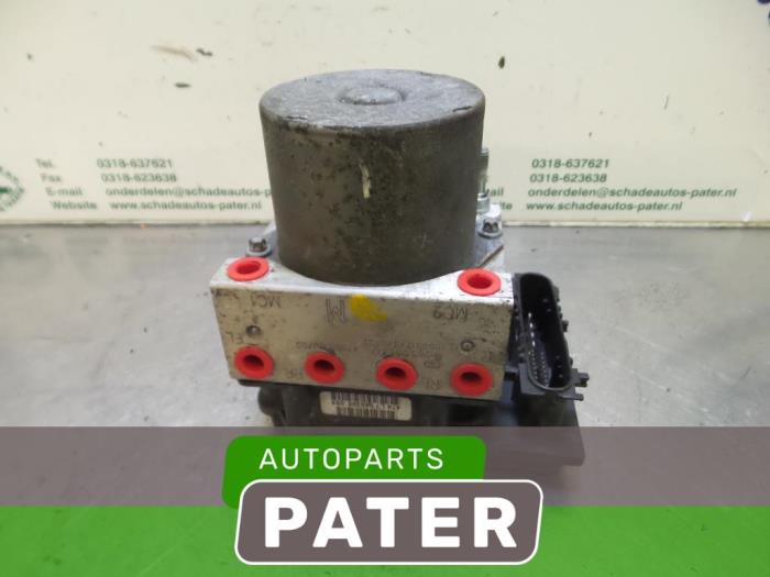 Begagnade ABS-pump Nissan Almera Tino (V10M) 1.8 16V Pris € 26,25 Marginaltabell erbjuds av Autoparts Pater