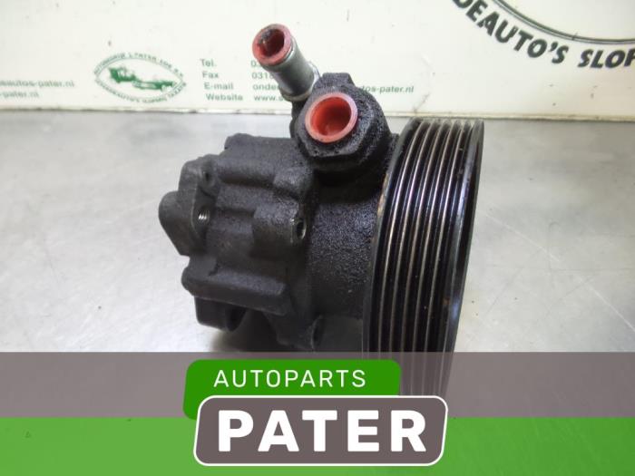 Power steering pump from a Fiat Scudo (220Z) 1.9 TD 1998