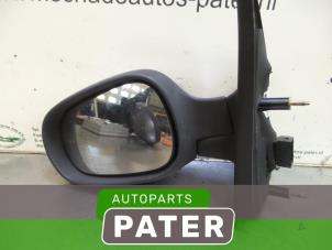 Gebrauchte Außenspiegel links Renault Scénic I (JA) 1.6 16V Preis € 26,25 Margenregelung angeboten von Autoparts Pater