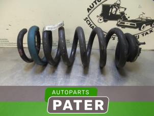 Used Rear coil spring Jeep Grand Cherokee (WK/WK2) 3.0 CRD V6 24V Price € 63,00 Margin scheme offered by Autoparts Pater