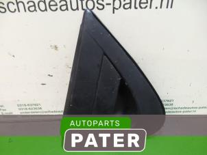 Używane Uchwyt drzwi lewych tylnych wersja 4-drzwiowa Honda Civic (FK/FN) 1.8i VTEC 16V Cena € 26,25 Procedura marży oferowane przez Autoparts Pater