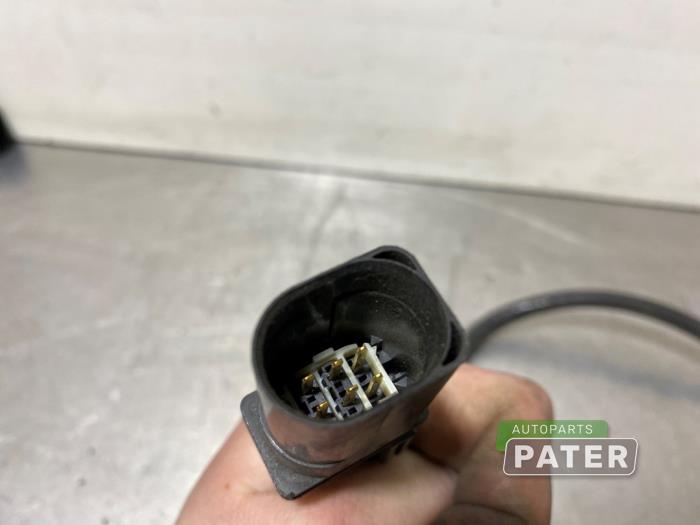 Lambda probe from a Volkswagen Polo V (6R) 1.4 TDI DPF BlueMotion technology 2014