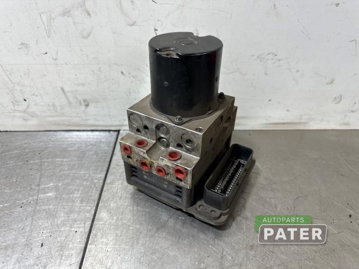 Usagé Pompe ABS BMW 5 serie (E60) 530d 24V Prix € 26,25 Règlement à la marge proposé par Autoparts Pater