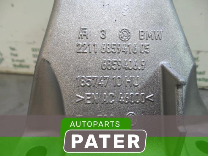 Wspornik silnika z BMW 3 serie Gran Turismo (F34) 320d 2.0 16V 2015
