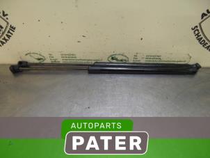 Used Set of tailgate gas struts Volvo V60 I (FW/GW) 1.6 T3 16V Price € 52,50 Margin scheme offered by Autoparts Pater