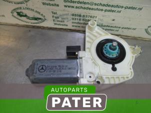 Used Door window motor Mercedes A (W169) 2.0 A-200 Turbo Price € 42,00 Margin scheme offered by Autoparts Pater